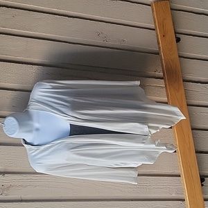 A light weight top shirt
